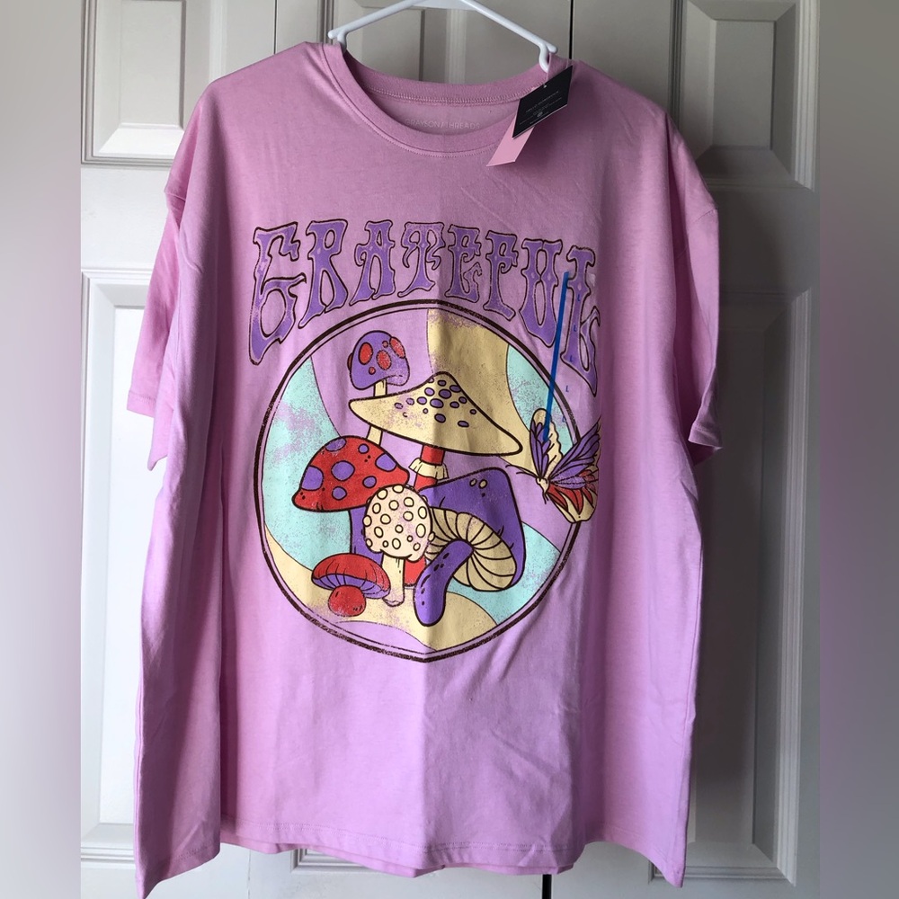 Grayson Thread Greatful T Shirt.  Size L. New.